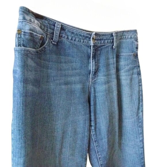 American Rag Cie Womens Cropped Denim Jeans Embellished Back Pockets Size 18 - Picture 3 of 10